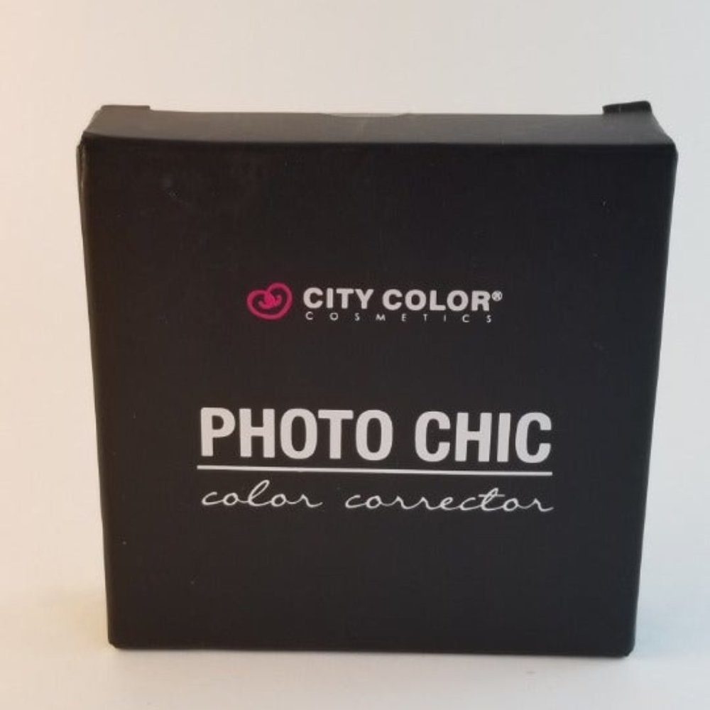 Photo Chic Dark Spot Corrector